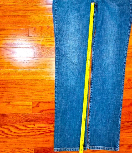 SALE! Chico's Skinny Legs Jeans/ 4S - Picture 5 of 6